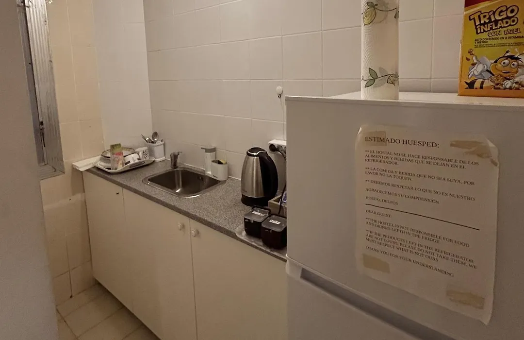 Hostal Delfos-1