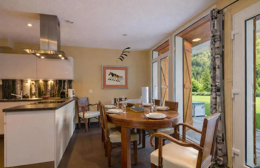 Chalet Glacier - Happy Rentals-1