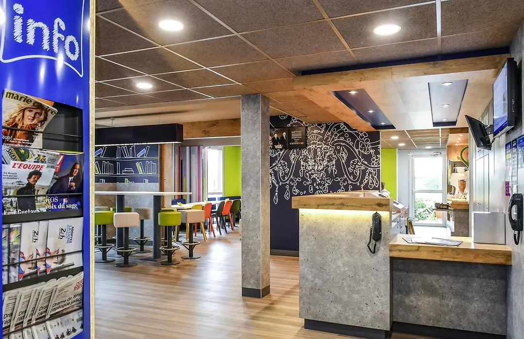 ibis budget Coutances-1