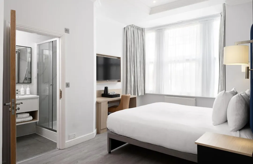 Spark By Hilton London Chiswick-1