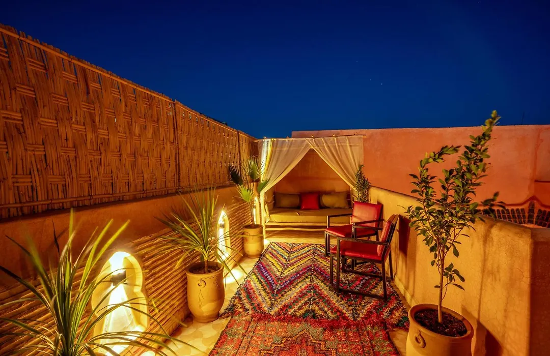Riad Le Graff Pink-1
