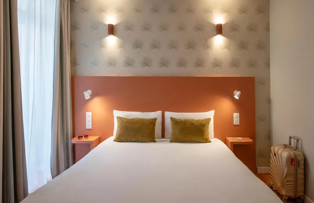 Hotel Du Midi-1