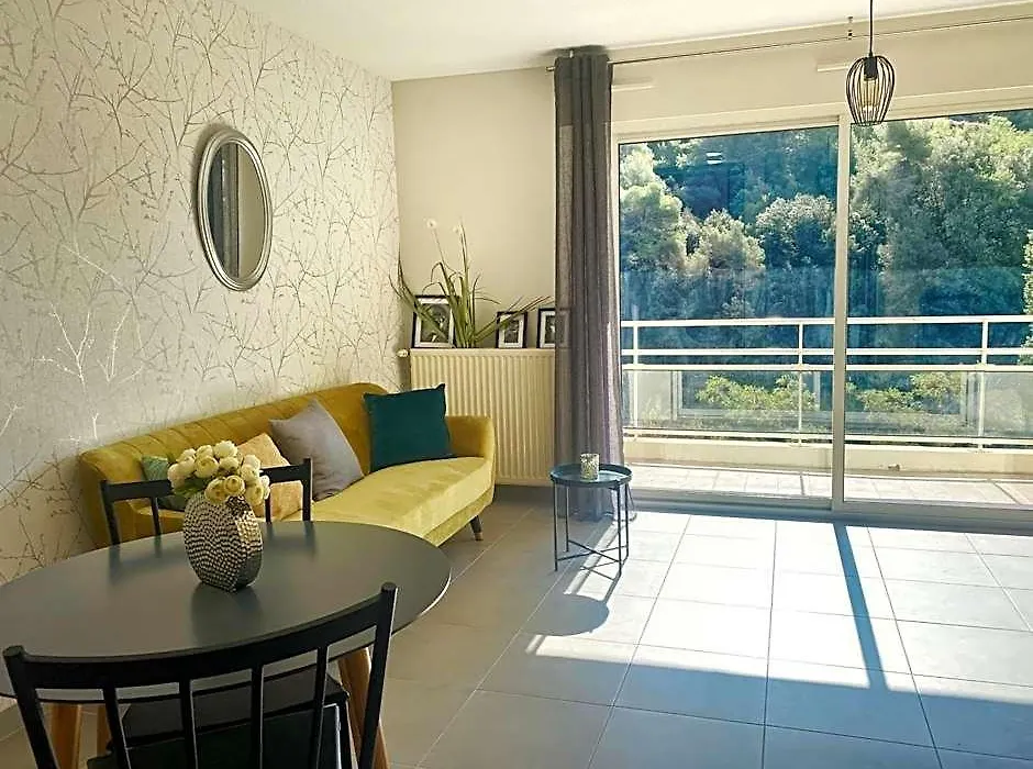 Villa Madeleine - Résidence Services-1