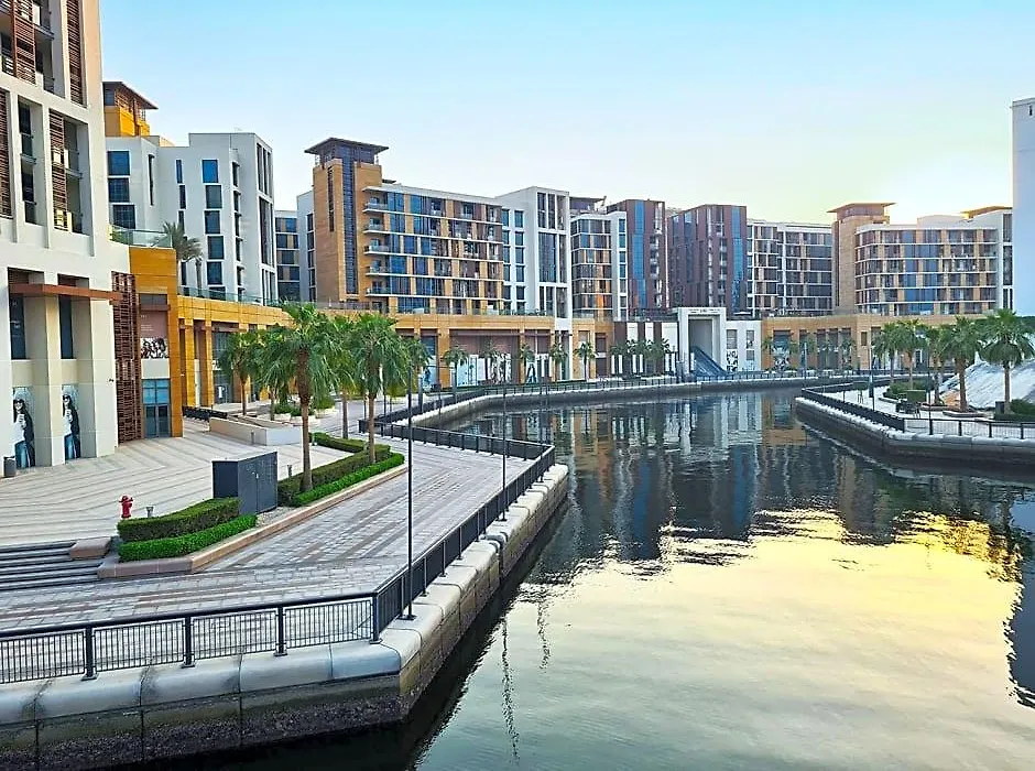 Kingsgate Hotel Al Jaddaf-1
