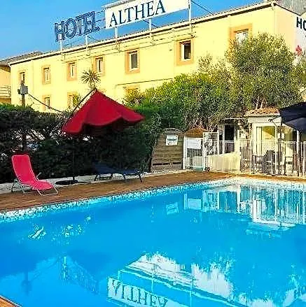 Hôtel Althea - Piscine et Sauna-1