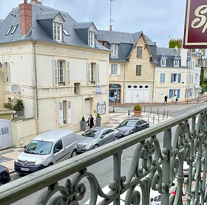Hotel des Sports-1