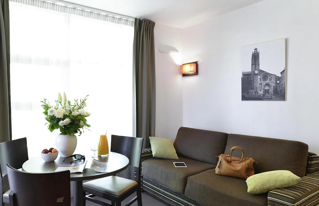 Aparthotel Adagio Access Toulouse St Cyprien-1