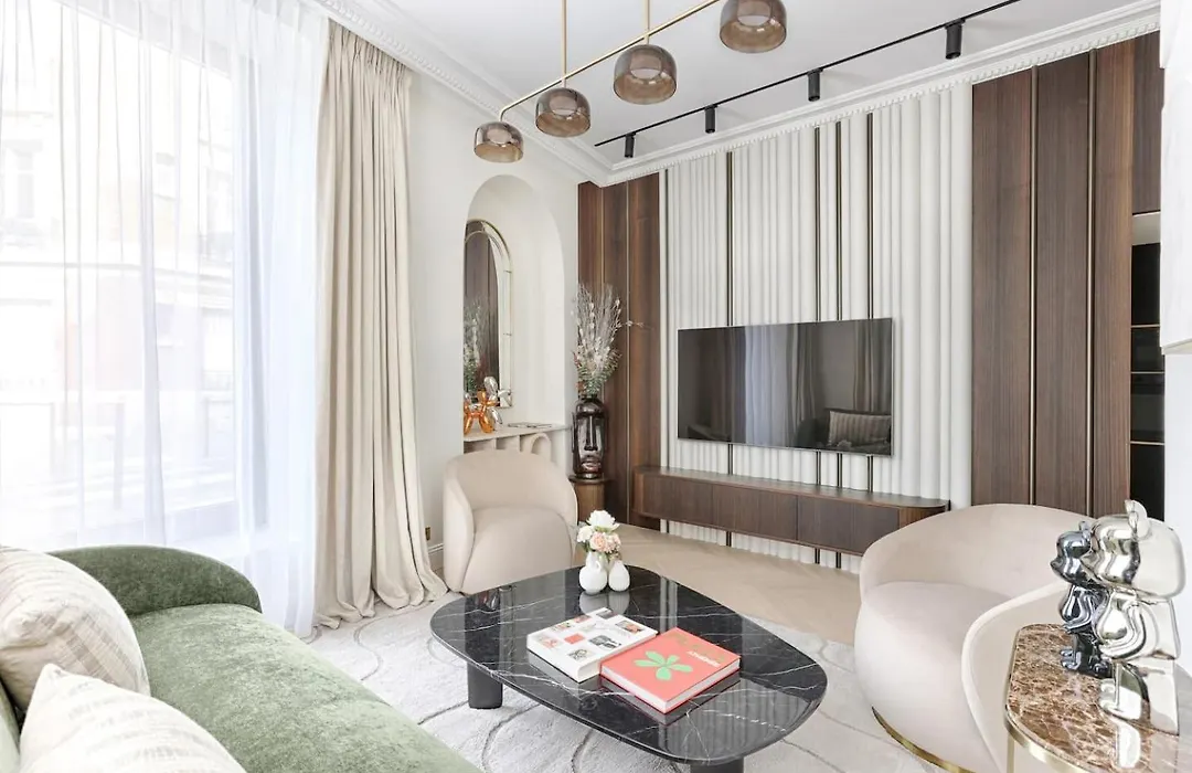 Luxury Apartments Near The Eiffel Tower-1