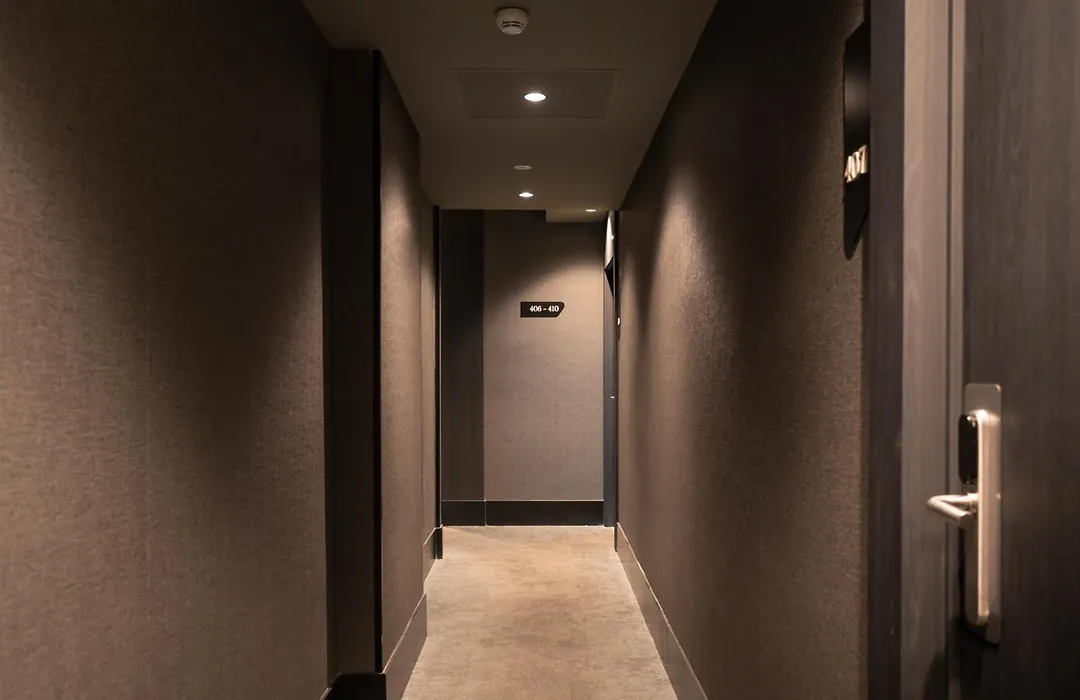 Petit Palace Cliper-Gran Via-1