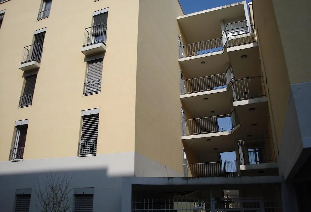 Le Patio Des Traboules-1