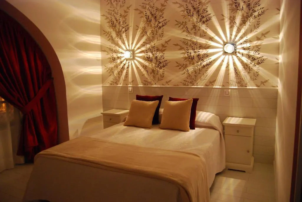 Hostal PETITE MAMAN-1