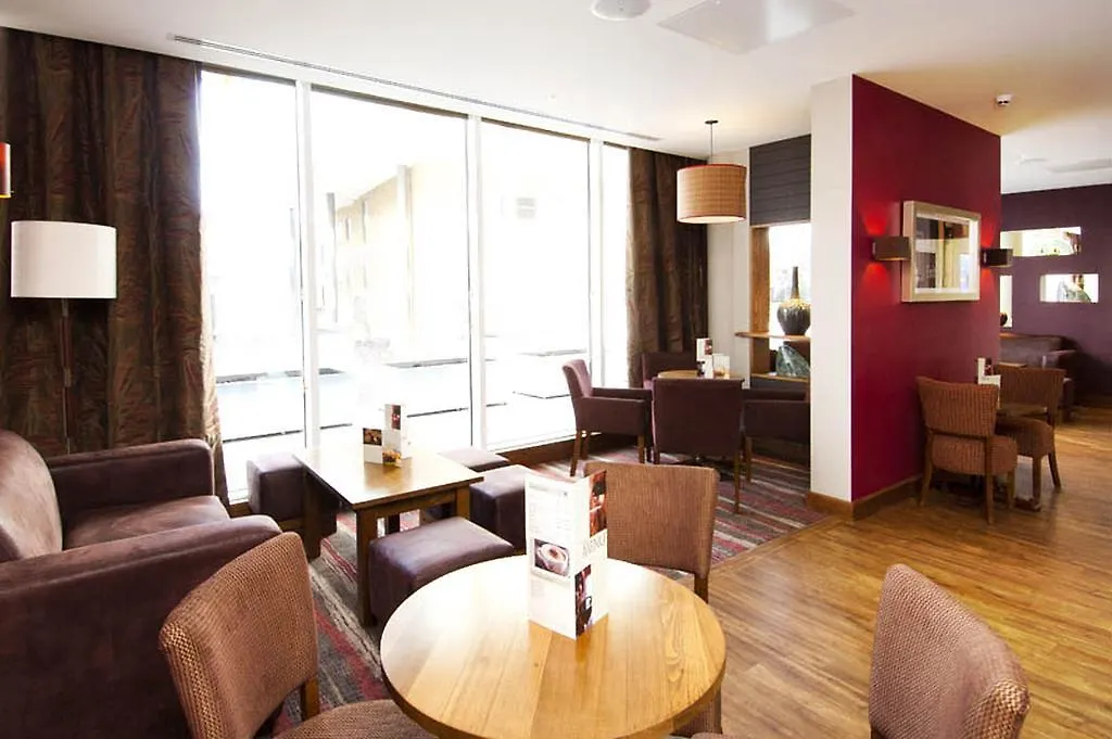 Premier Inn London Greenwich-1