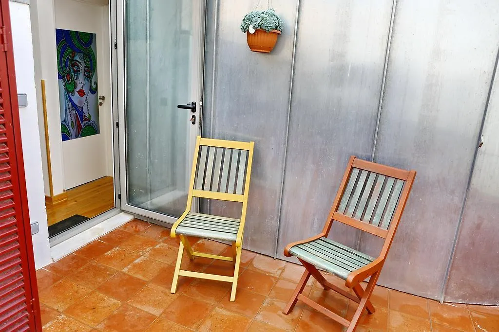 House Petit Lusa-1