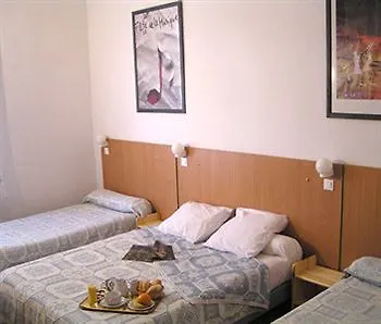 Abbeliss Polygone Hotel-1