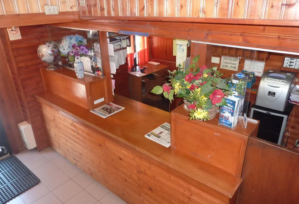 Hotel Du Manoir St. Denis-1