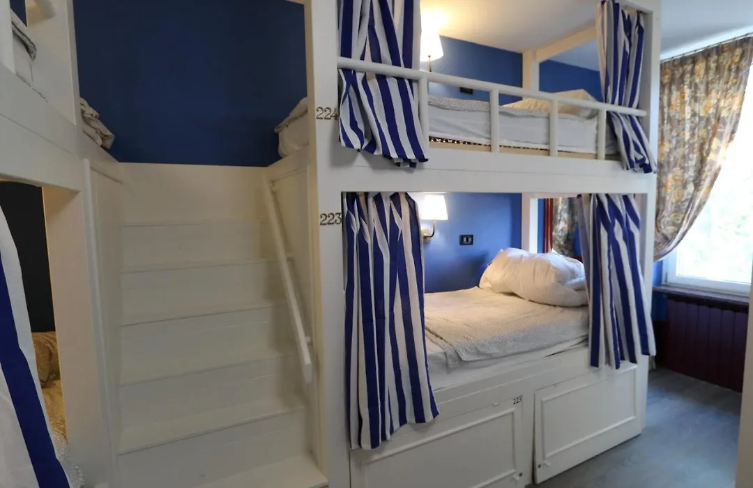 Grand Hostel Coconut-1