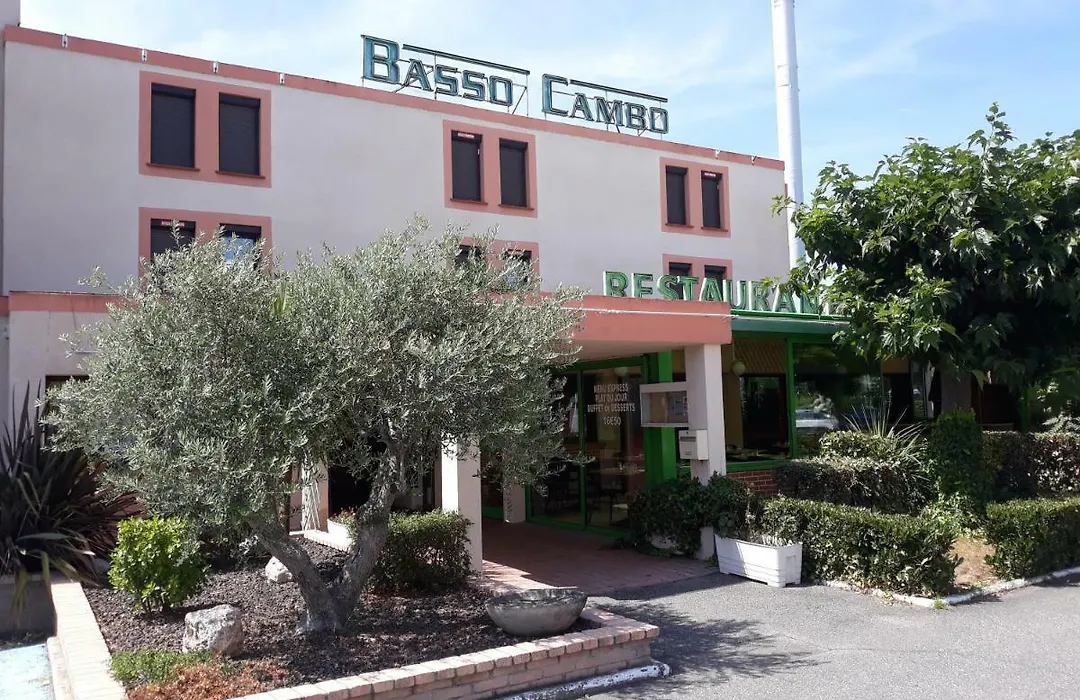 Metrhotel Basso Cambo-1