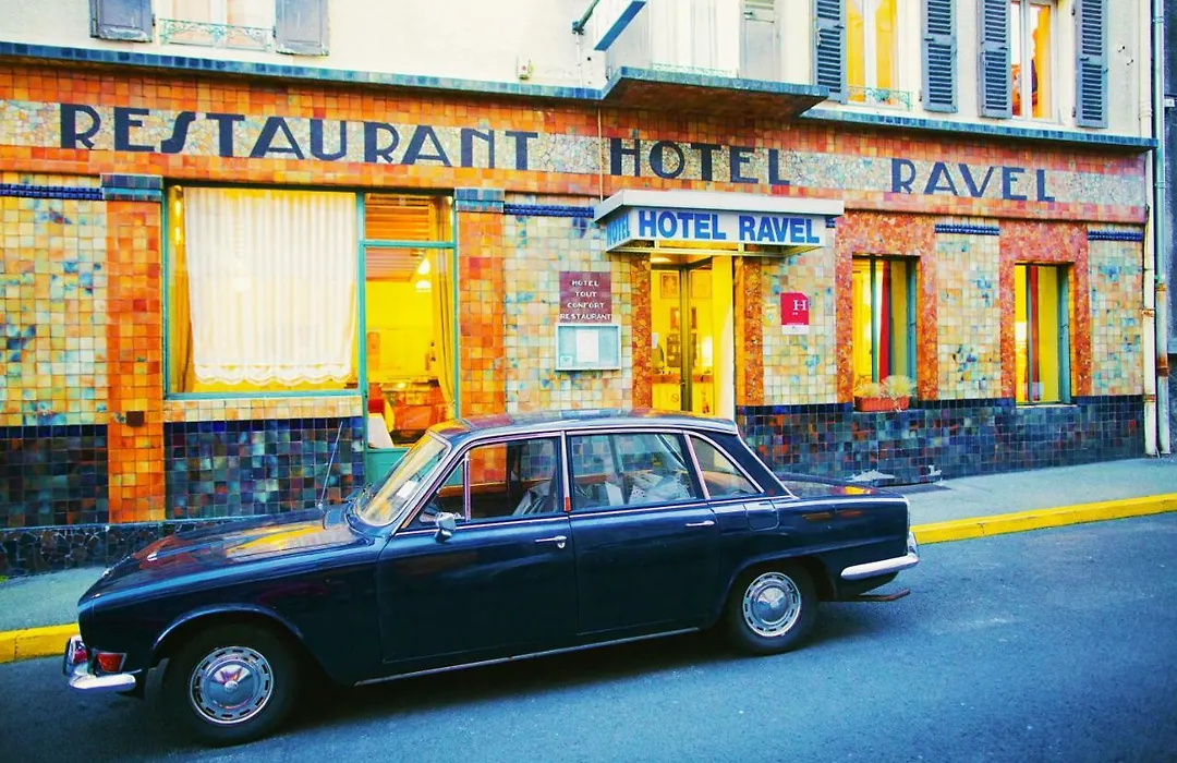 The Old Hotel Ravel Centre-1