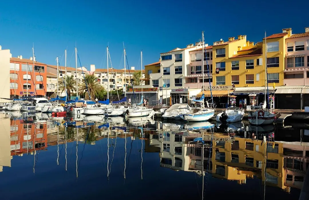 Résidence Agathéa - Esprit Hôtel - Centre Port - Cap d'Agde-1