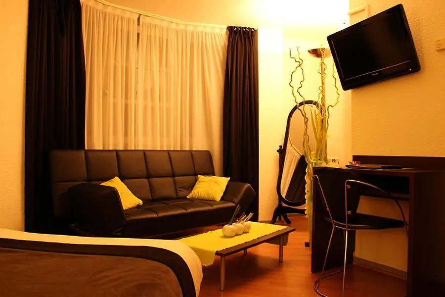 Hotel Castellane-1