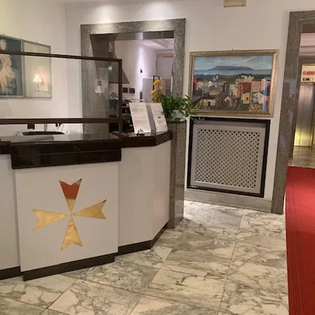 Hotel Croce Di Malta-3
