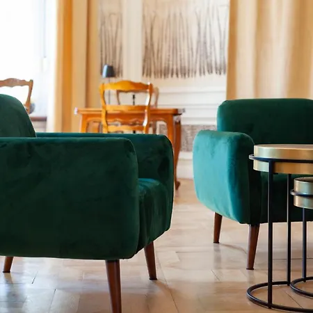 Berti Hotel - Mulhouse Centre Gare-3