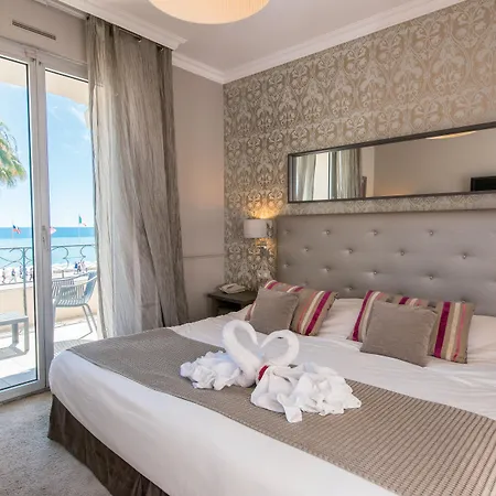 Hôtel Le Royal Promenade des Anglais-2