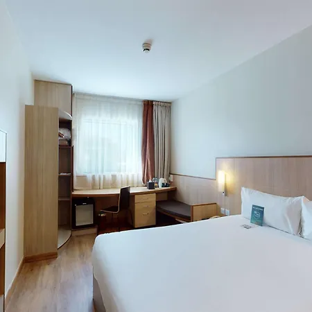 Ibis Al Barsha-2