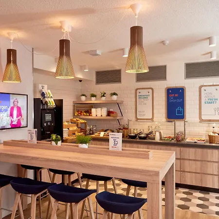 Holiday Inn Express Amsterdam - City Hall By Ihg-2