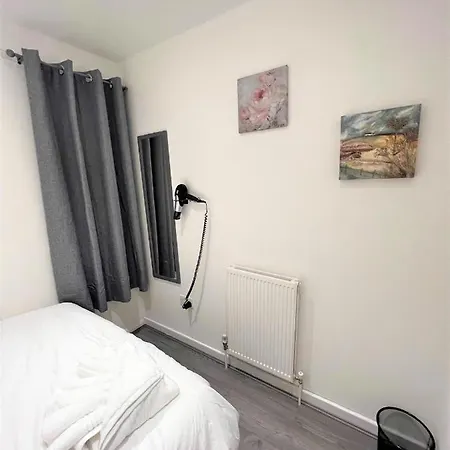 Stepney Green Beds To Stay 24-2