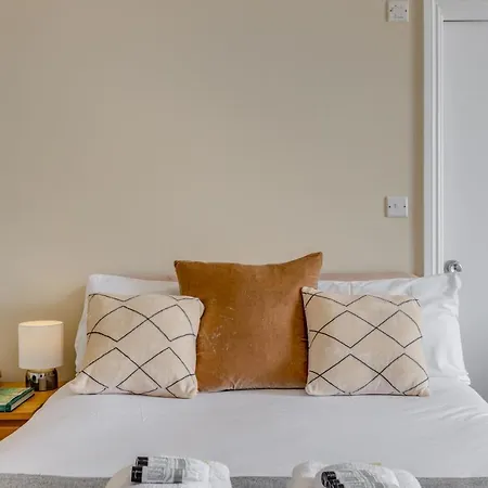 1 Lexham Gardens Hotel-3