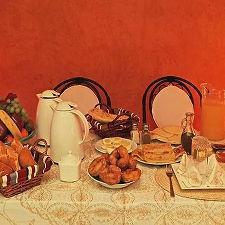 Riad Karim-3