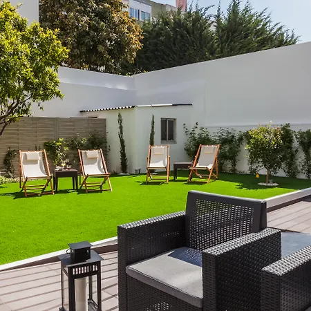 Vila Garden Guesthouse-2