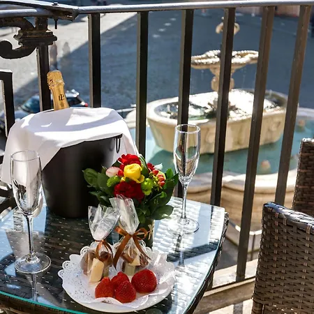 V Collection Piazza Farnese Luxury Suites-2