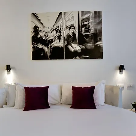 V Collection Piazza Farnese Luxury Suites-3