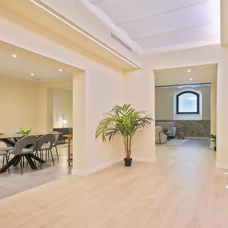 Ola Living Diagonal II Apartments-2