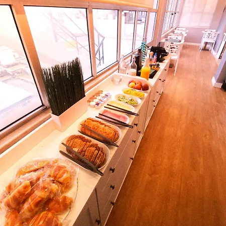 Le Premier Lisbon Suites-3