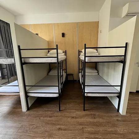 Xplore Hostel Amsterdam-3