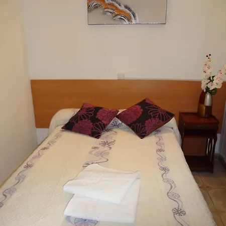 Hostal Sant Carlo-3