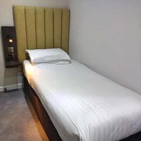 Garden Court Hotel-3