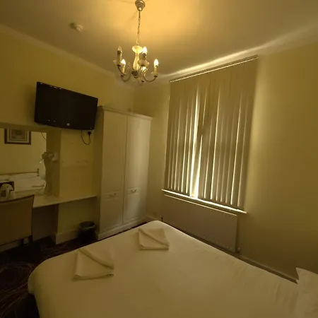 Manor Hotel-3