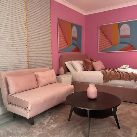 Devonshire Terrace Studios-2