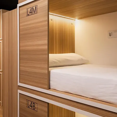 Hostal Siesta & Go Nuevos Ministerios-2