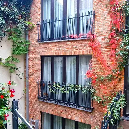 La Chèvre Folle - Lodging in Style with FREE basic breakfast-2