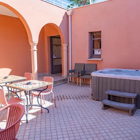 Hôtel Riad 5 Studio Cap Libertin Village Naturiste-3