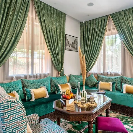 Yanis Guest House-3