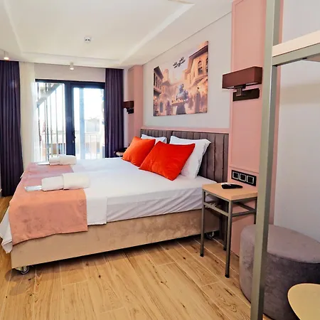Premium Hotel Old City-2