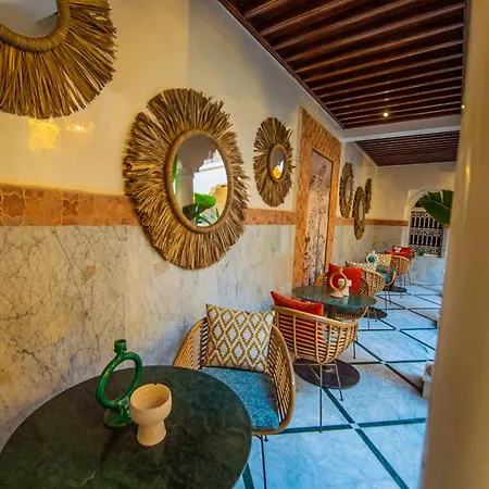 Riad Lamdina-3
