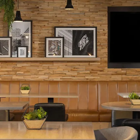 Four Points Flex By Sheraton London Shoreditch East-2