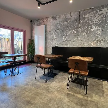 Amigo Budget Hotel-2